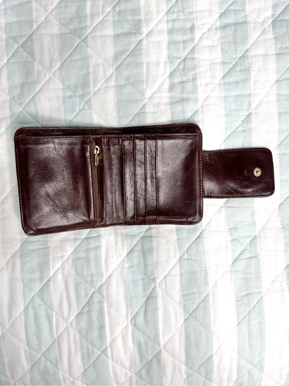 Tory Burch Patent Leather Logo Bifold Wallet Chocolate Brown Gold Hardware - Picture 5 of 11